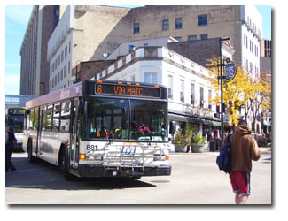 Metro bus on Dayton St.